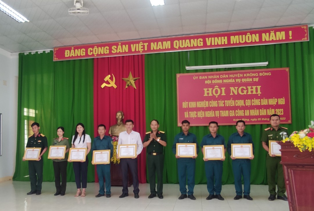 Hội nghị rút kinh nghiệm công tác tuyển quân năm 2023